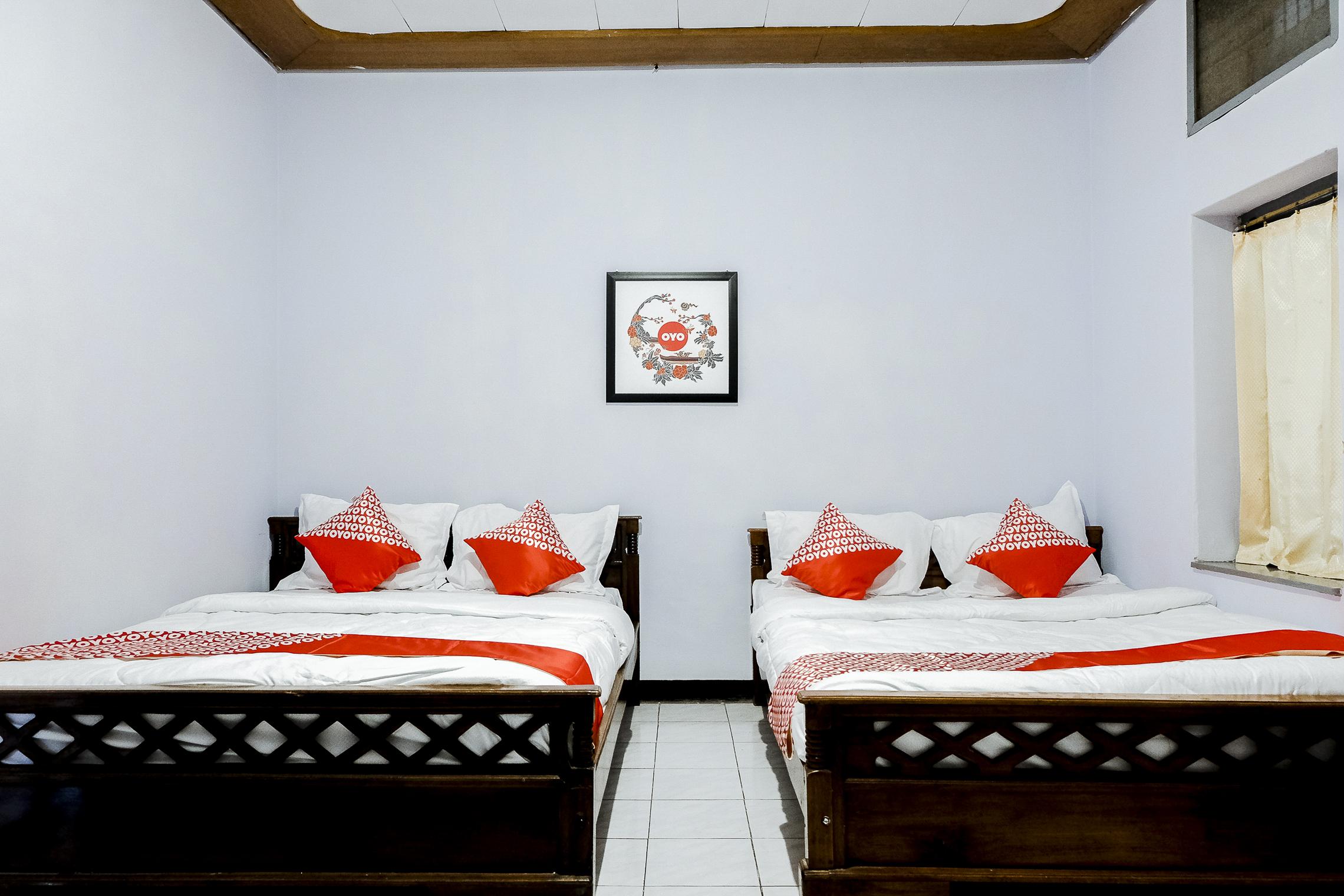 Hotel Palem 1 Syariah Redpartner Malang Esterno foto
