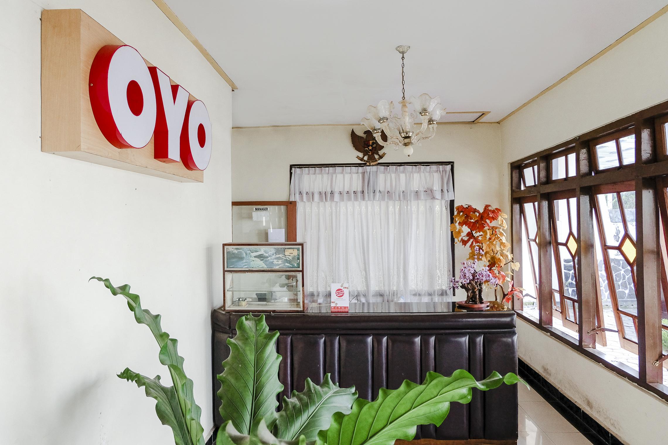 Hotel Palem 1 Syariah Redpartner Malang Esterno foto